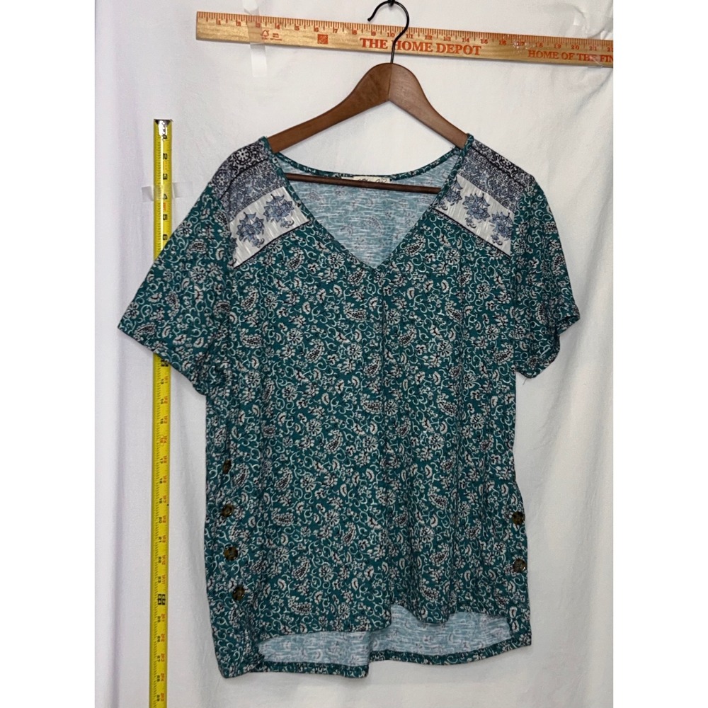 All in Love Womens Plus Size XL Teal Floral Button Side V Neck Short Sleeve‎ Top